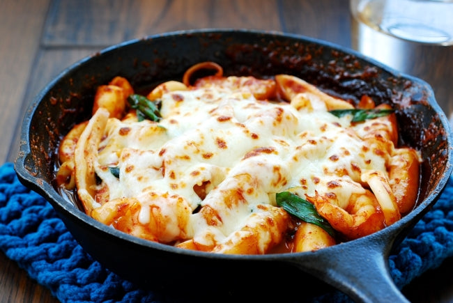 Stir-Fried Rice Cakes (떡볶이)